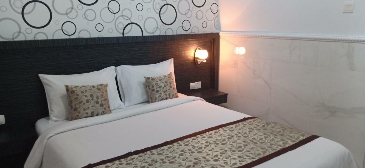 Asta House Guest house *