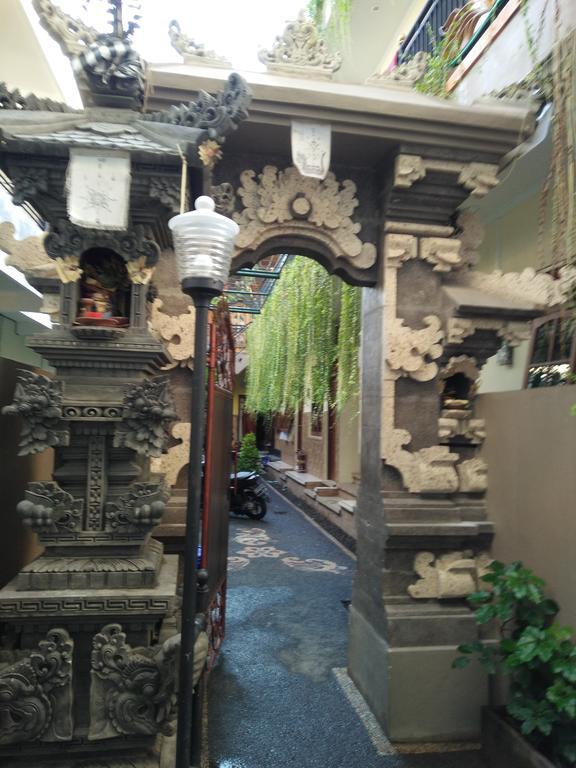Asta House Kuta (Bali)